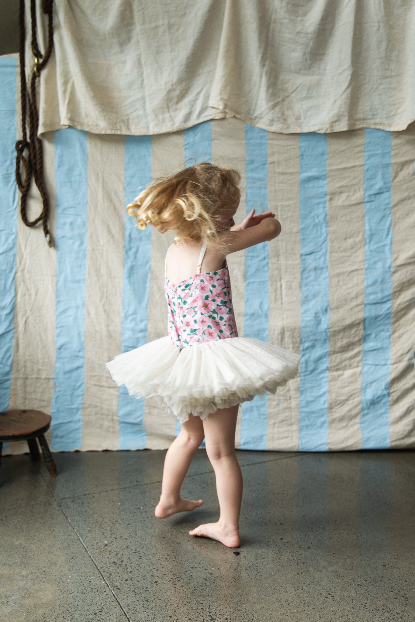 Vintage Ballerina-Sakura