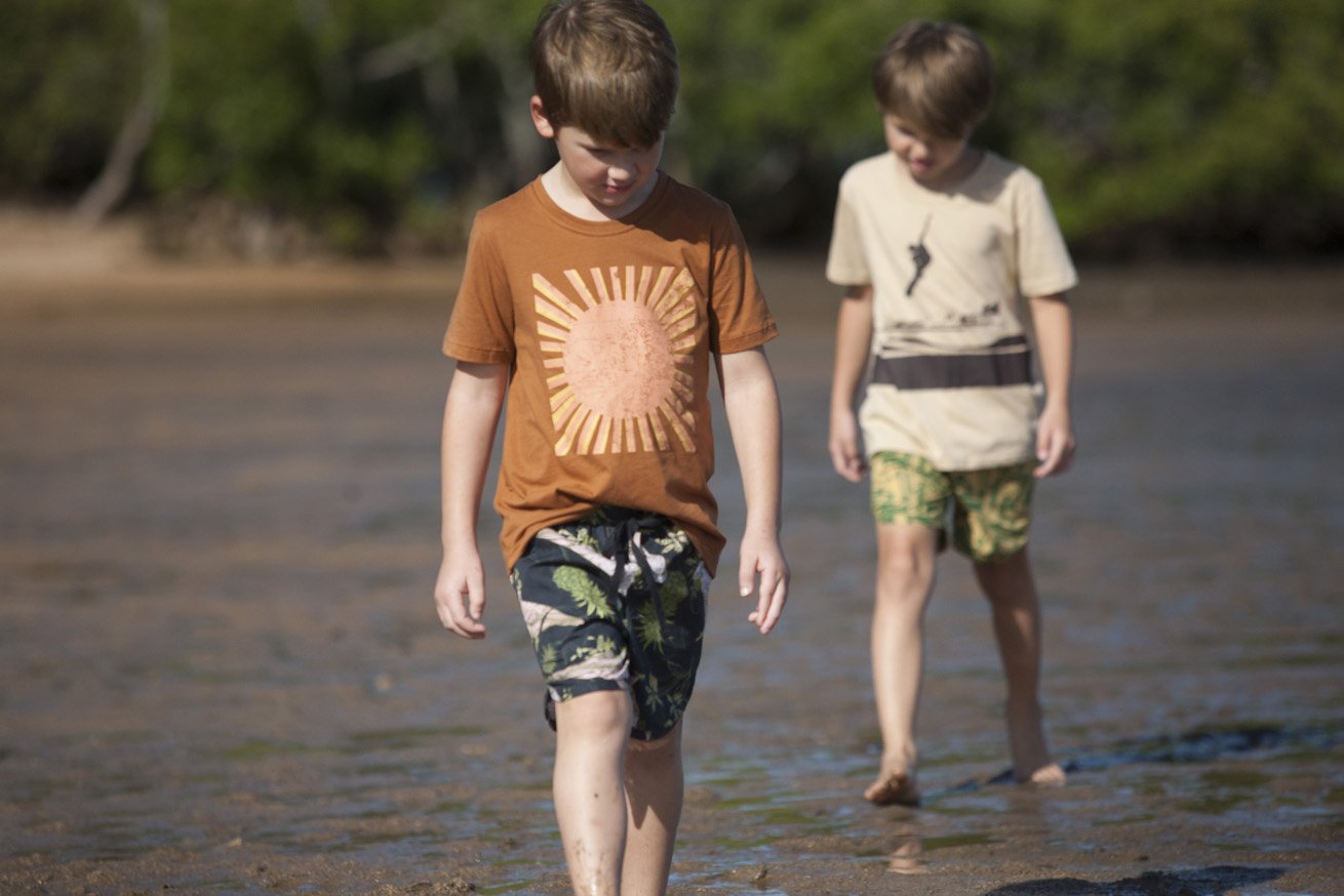 Lewis T-Shirt - Mud Suthern Sun